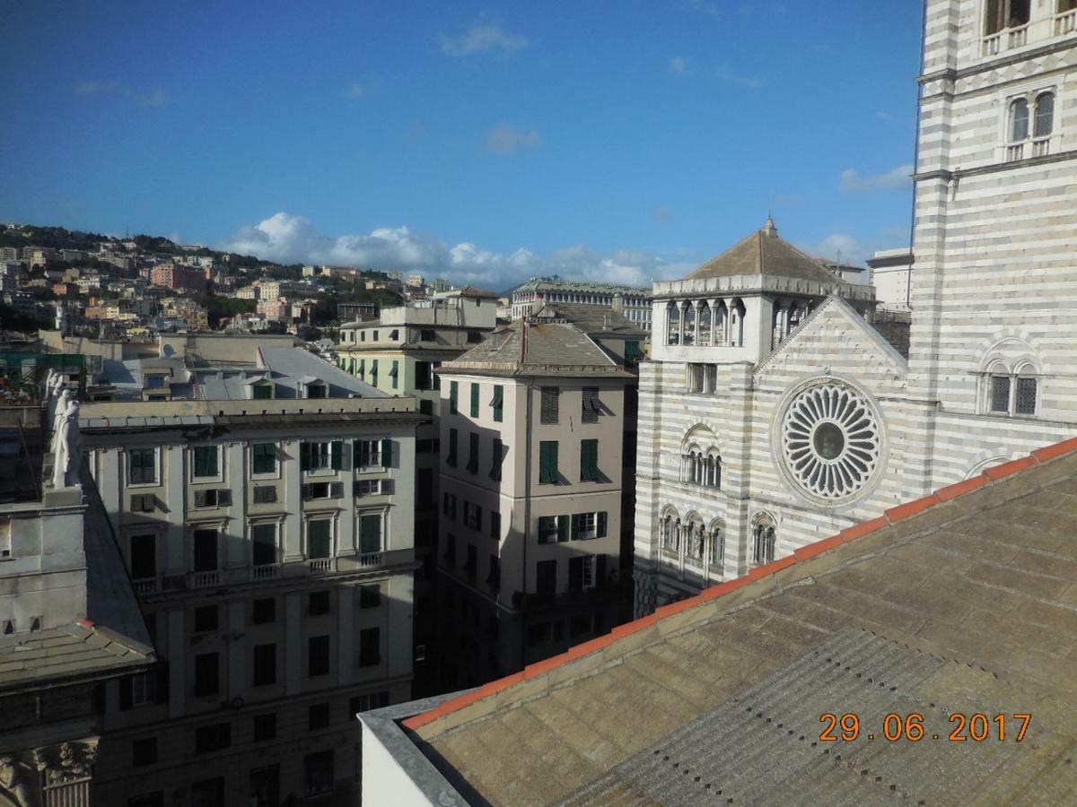 Loft Fronte Cattedrale Apartment เจนัว ภายนอก รูปภาพ