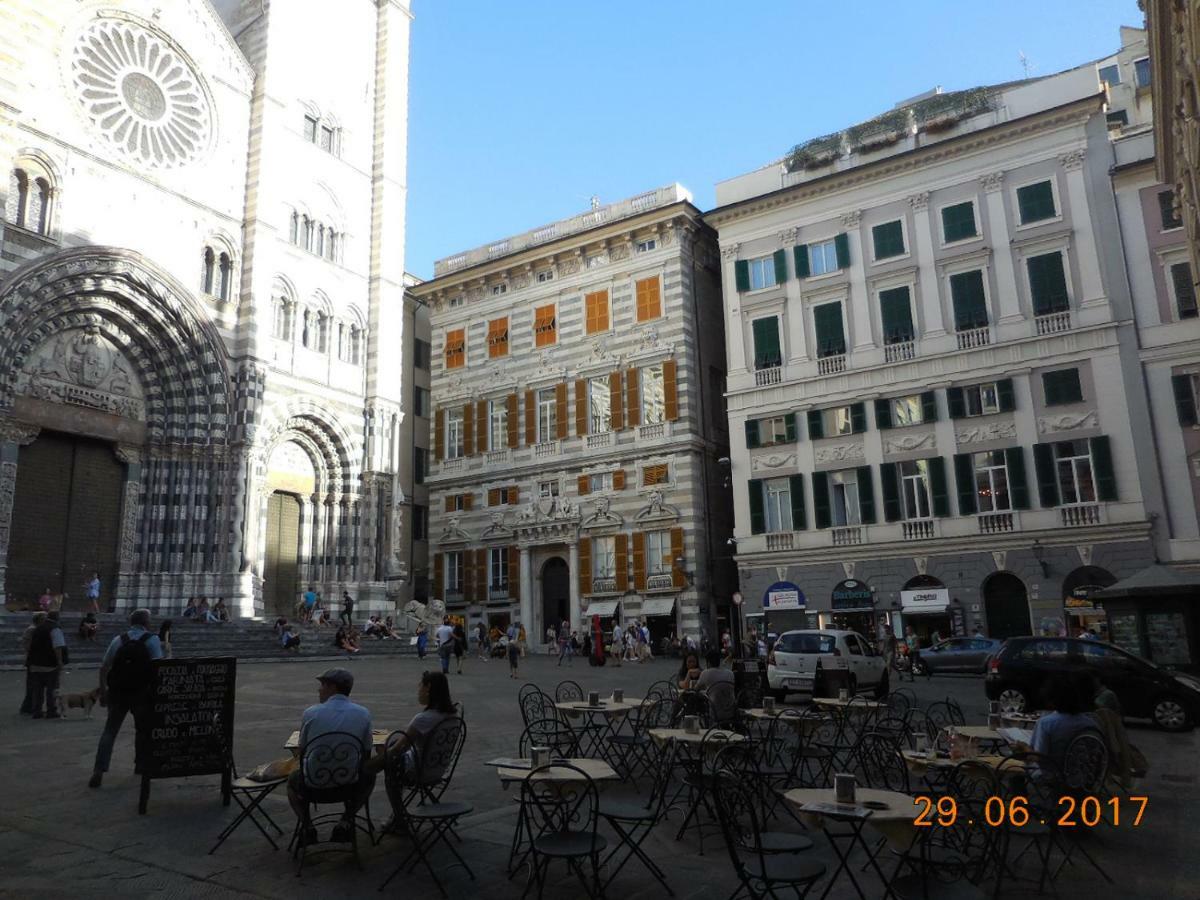 Loft Fronte Cattedrale Apartment เจนัว ภายนอก รูปภาพ