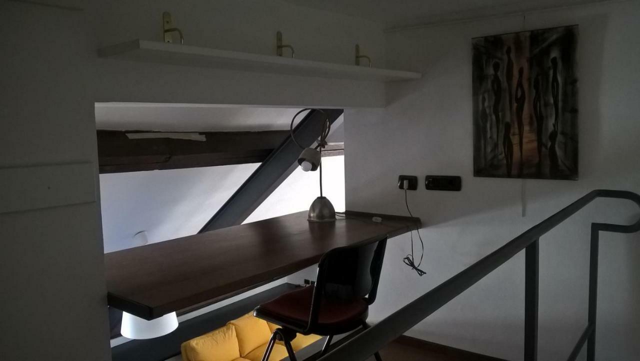 Loft Fronte Cattedrale Apartment เจนัว ภายนอก รูปภาพ